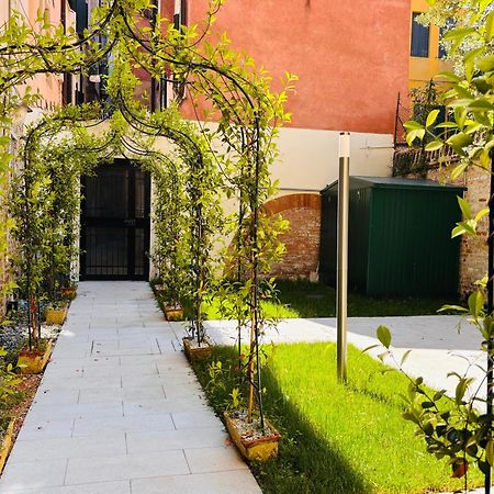 Qn Apartments Venise Extérieur photo